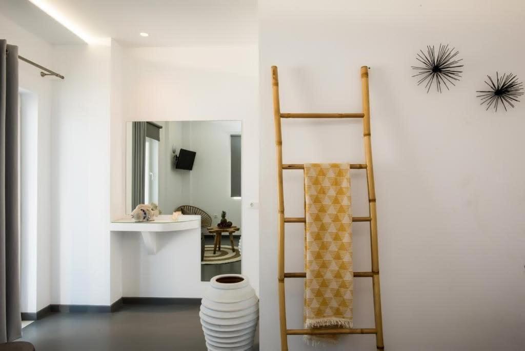 Jonaz Suites Mykonos Town Exterior foto